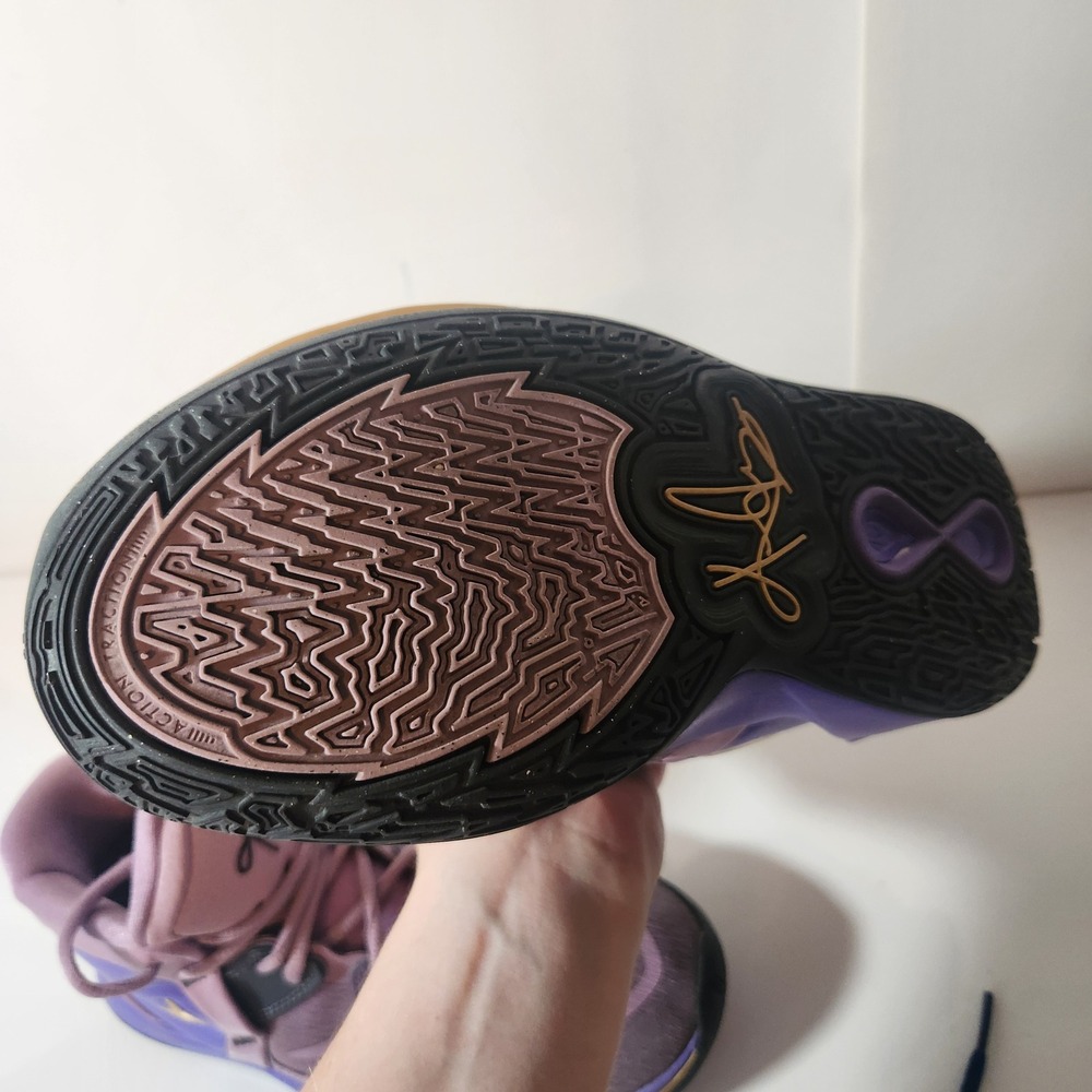 Nike Kyrie Infinity Purple Gold Basketball Shoes Sneakers 5Y - Picture 6 of 12
